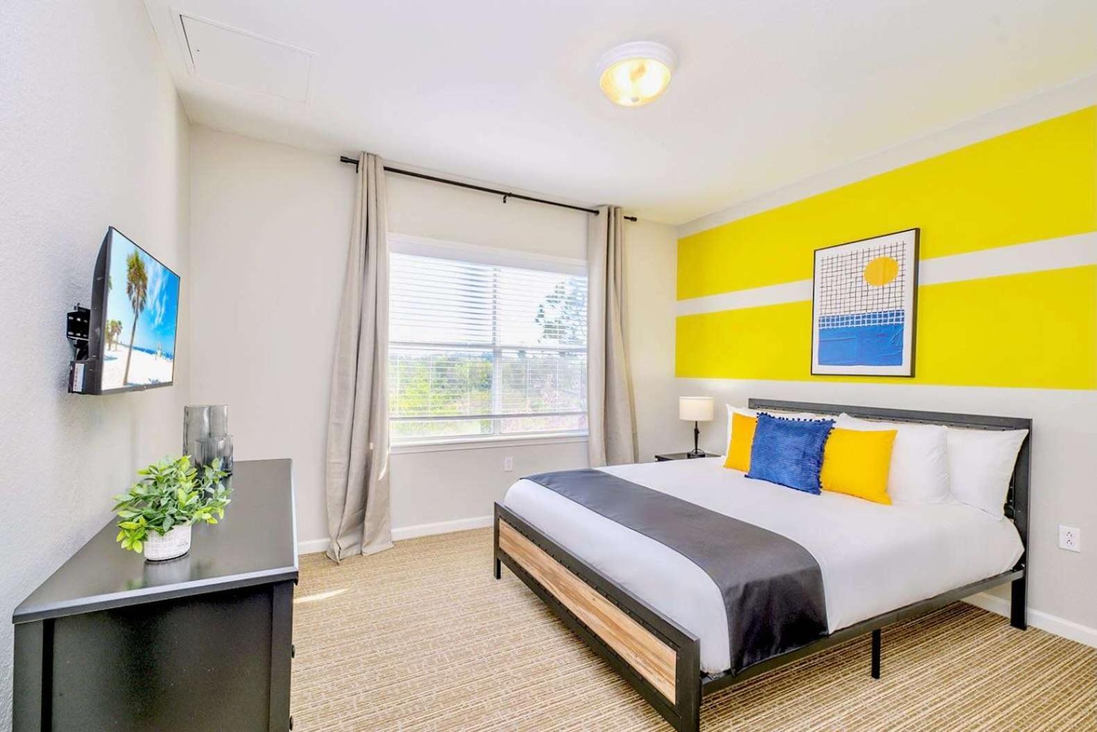 Cozy 2Br Condo - Private Balcony - Near Disney Orlando Exterior photo