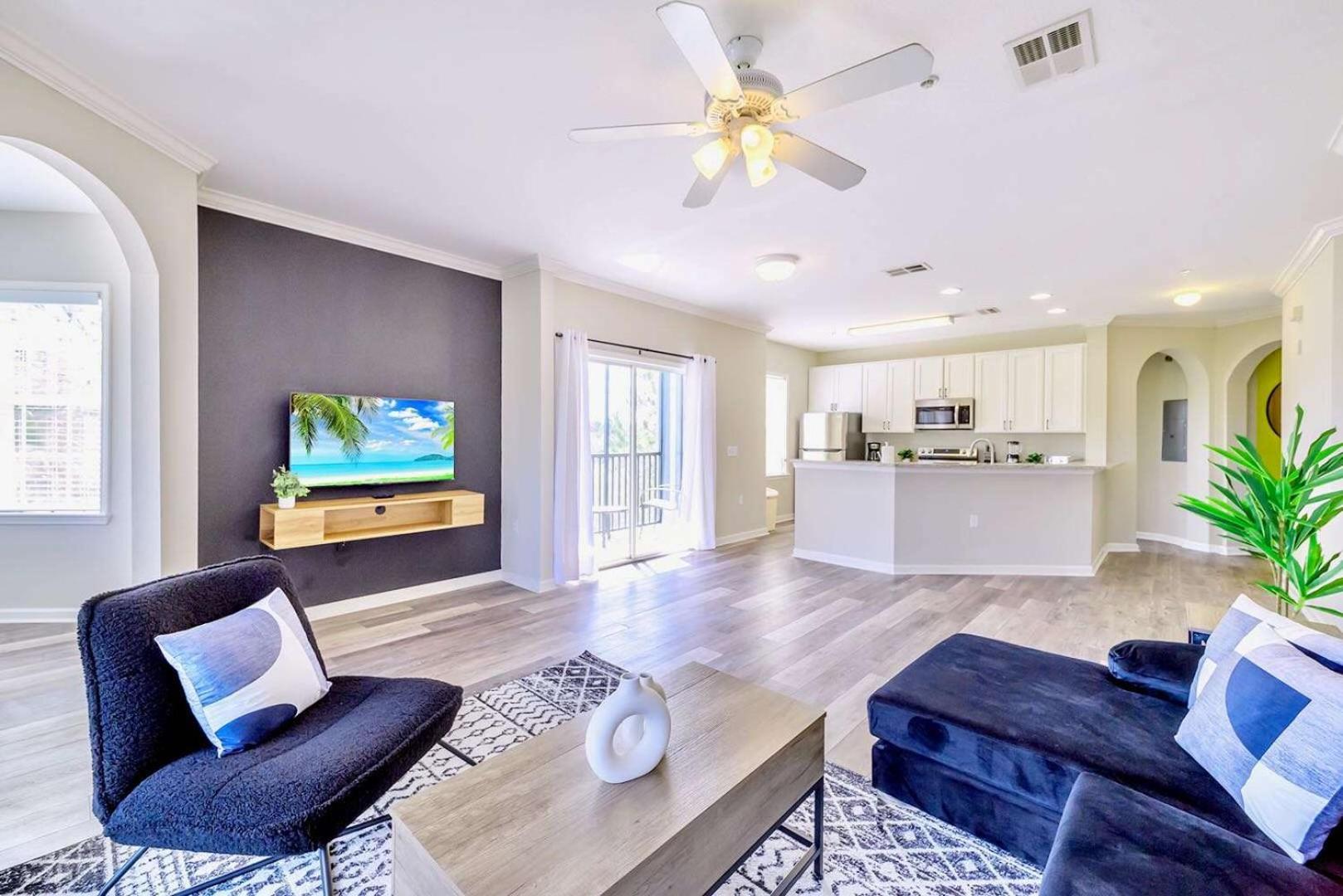 Cozy 2Br Condo - Private Balcony - Near Disney Orlando Exterior photo